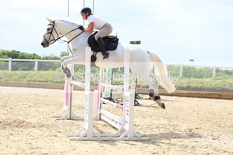 3E7A1021 - Class 13: Senior Newcomers/1.10m open