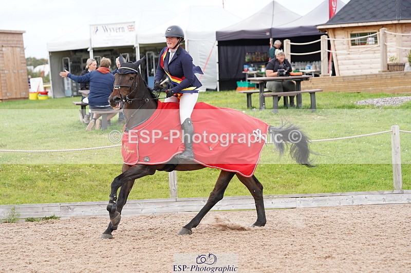 240915A-152256-10880 - Cls 28 Chard Sept GP Jump Off