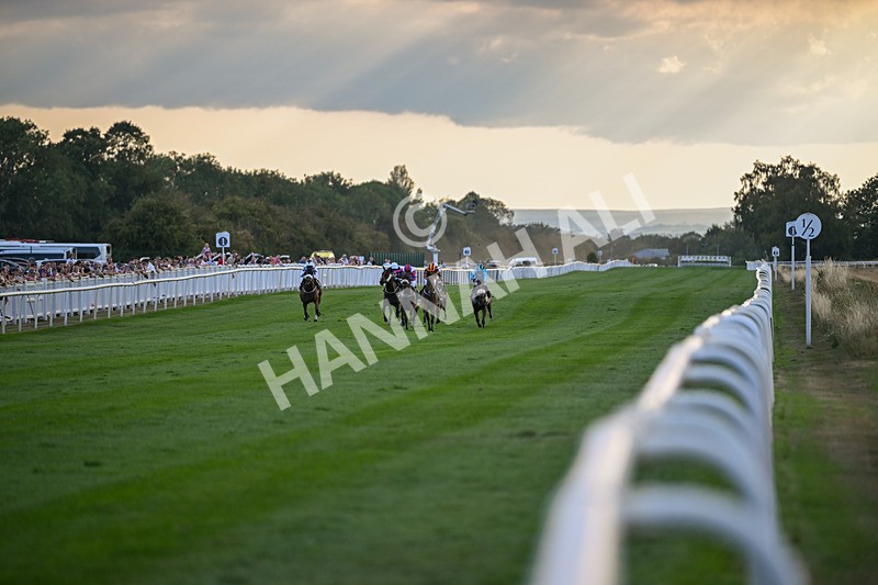 150825-Race 3-South Parade-2672 - Race 3