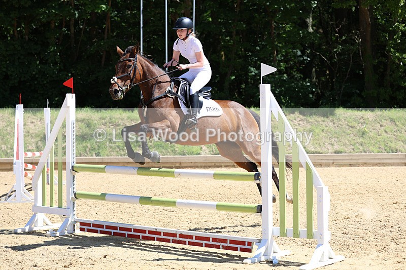 3E7A3035 - Class 8: 90cm