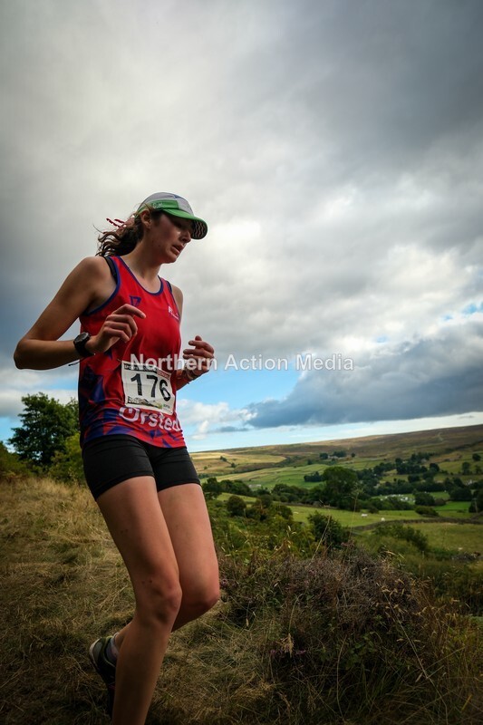 DSCF5441 - Reeth Fell race seniors