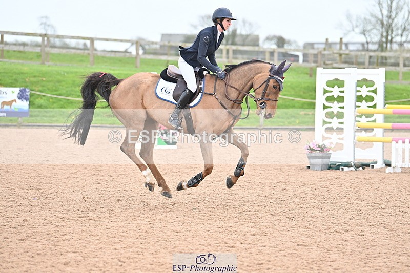 240405A-121942-01177 - Cls 3 Foxhunter