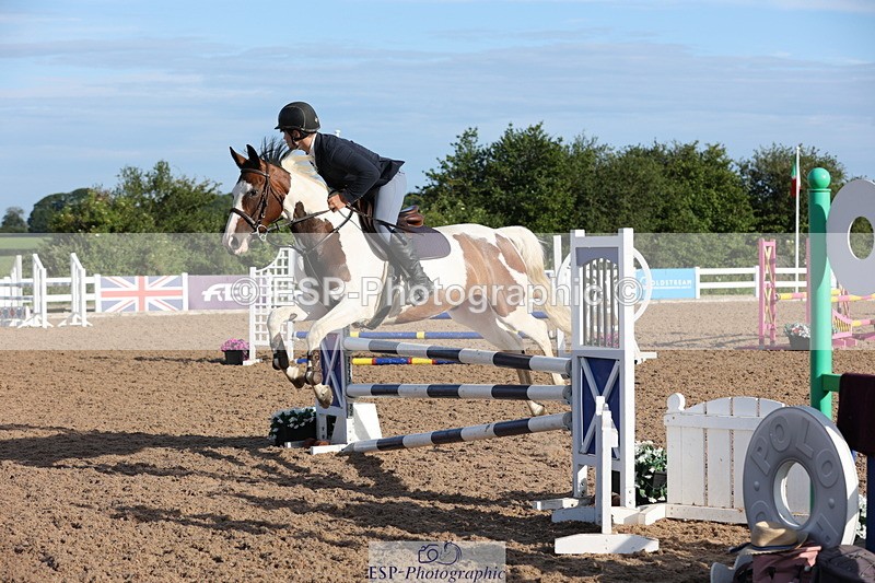 240629A-073445-02129 - Cls 16 British Novice and 80cm Open