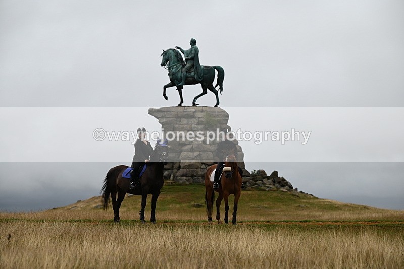 DSC_2133 - Time at Statue 12:13 to 12:32