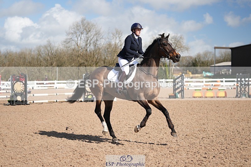 250329-101858-03590 - Cls 20 British Novice and 90cm