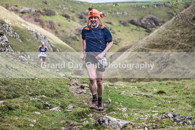 Litton-448 - Litton Christmas Cracker Fell Race (Limestone Series) Sunday 14th December 2025