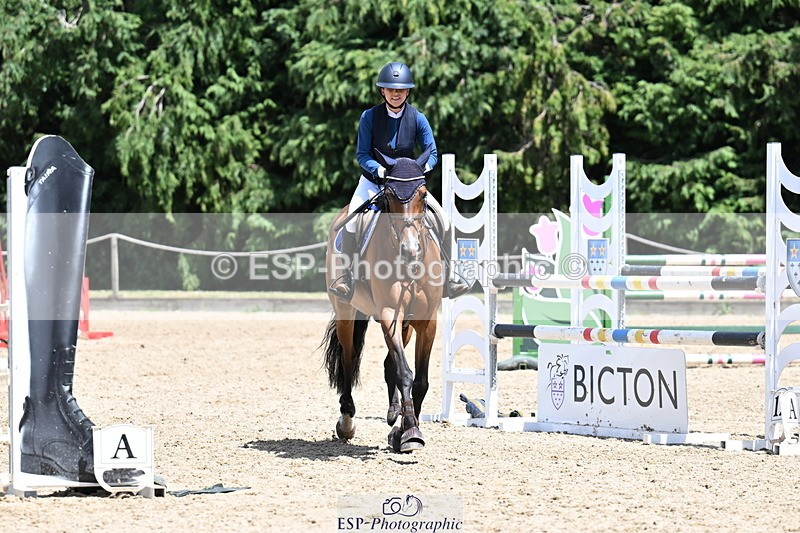 260705A-140702-20256 - Cls 52 Snr 1m 05 GP Jump Off