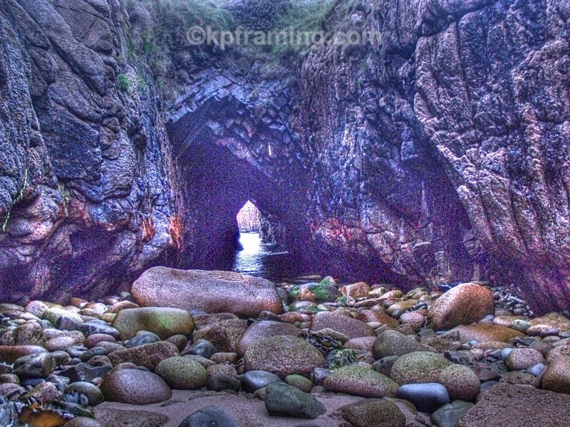 cave on a calm summers day the 5 th hole - pictures of cruit island golf course caves beaches and owey&Arranmore Island)