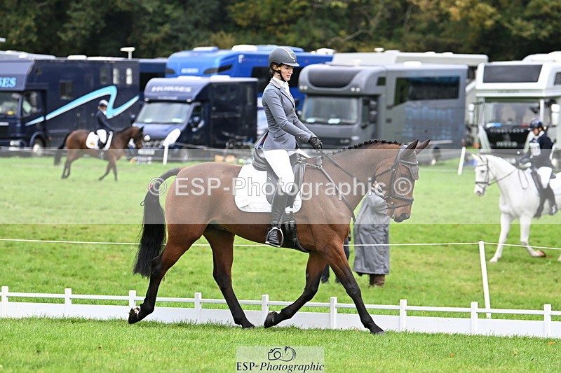 251023A-114751-03680 - G-516-Zara.Bucknell