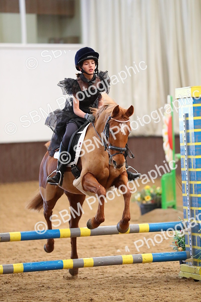 SBM_001274 - Class 3 - Horse & Hound