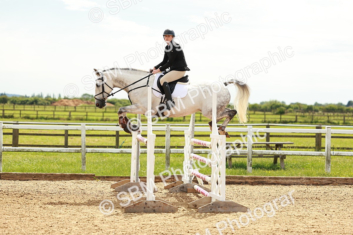 SBM_002361 - Class 4 - Senior Newcomers - 1.10m