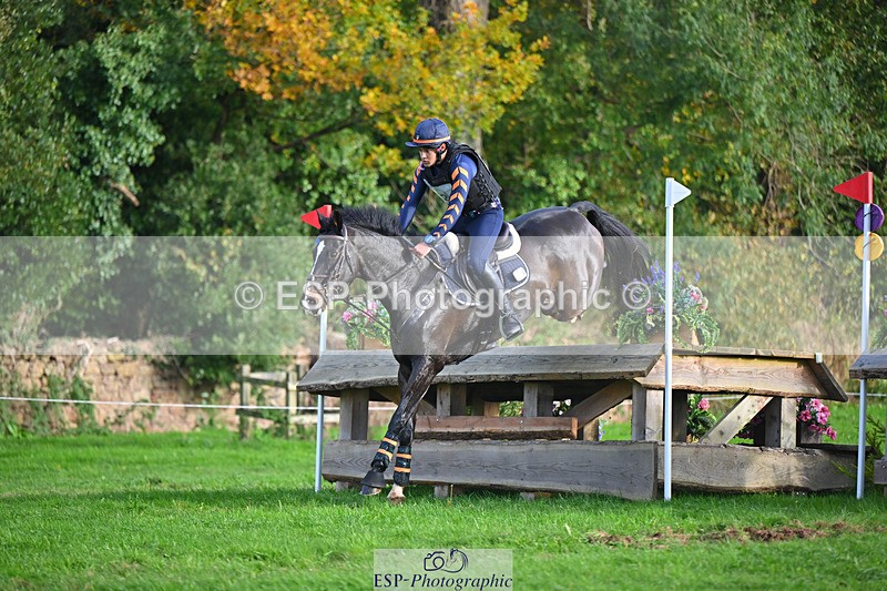 241025-153116-10369 - 226-Matteo.Gallucci-CASTLERICHMOND.WILLIAM