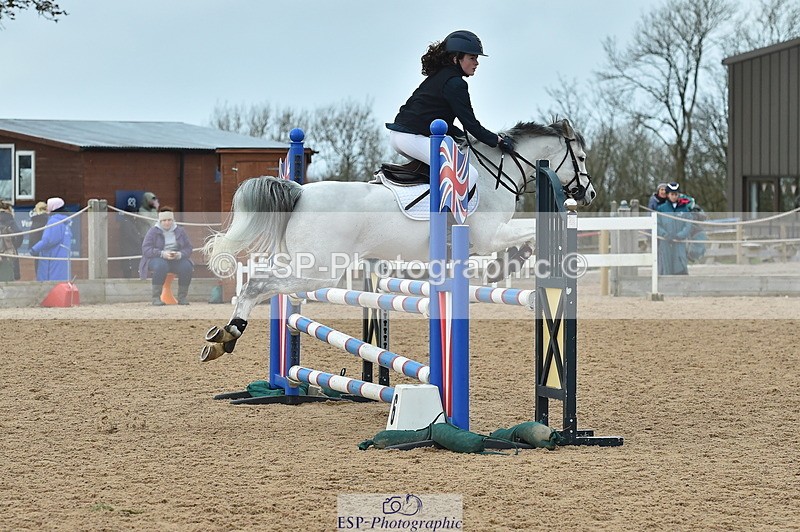 231119A-125824-05839 - Sun Cls 25 Stepping Stones 128cm & 138cm