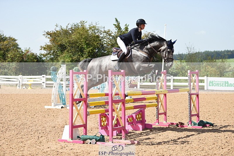 230906A-123726-00263 - Newcomers & 1.10m Open