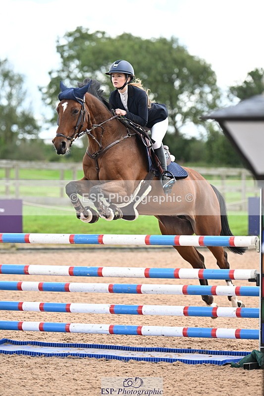 240912A-122216-01447 - Cls 3 Snr Foxhunter