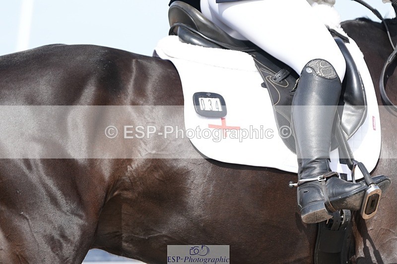 250906-115354-02055 - 034-Jasmine.SmithNigrasine.Rain