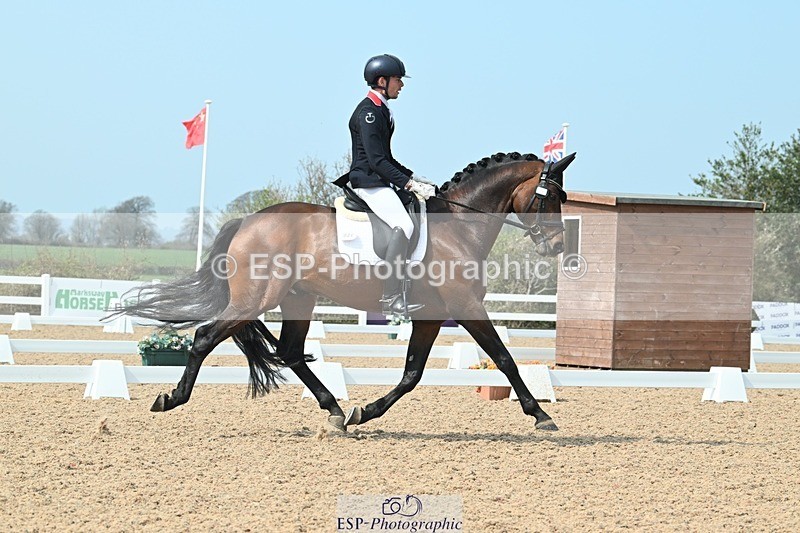 250403-120926-02250 - 048-Angus.Corrie-Deane-Maigret.VD.Watermolen