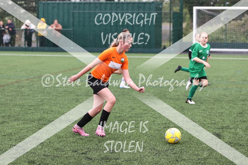 1DX32219 - Sat 6th U12 Girls