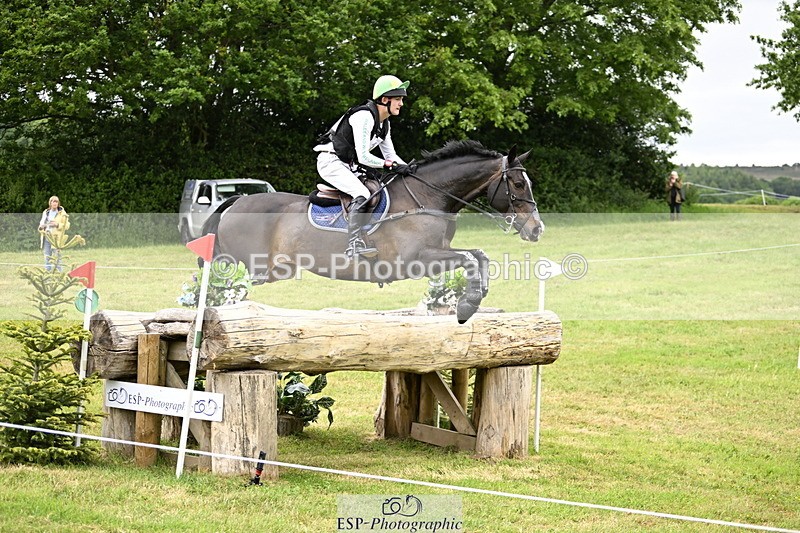 250524A-095455-08408 - A-012-Archie.Tulloch-ZIPPED.UP