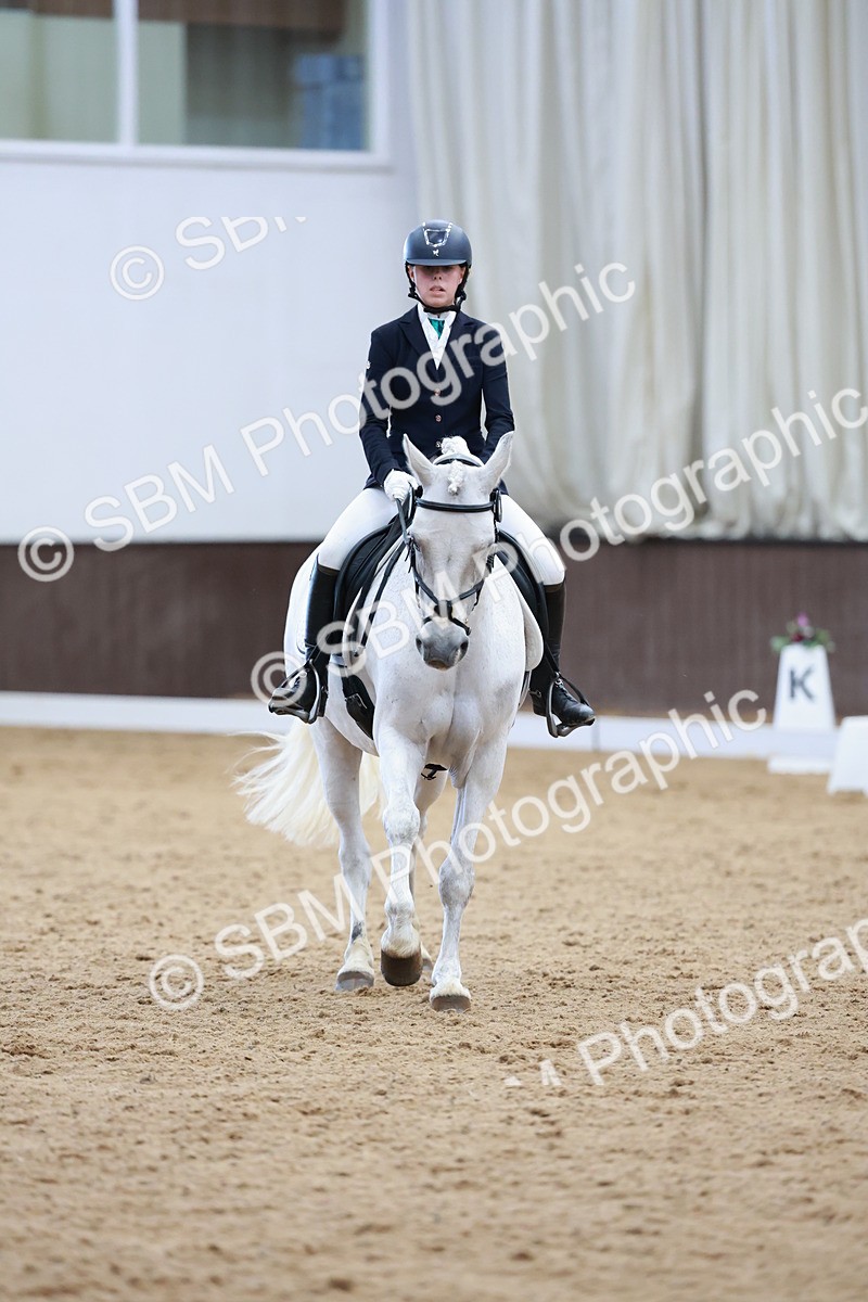 SBM_008409 - Class 6b - Novice 6 - 9.28-10.41