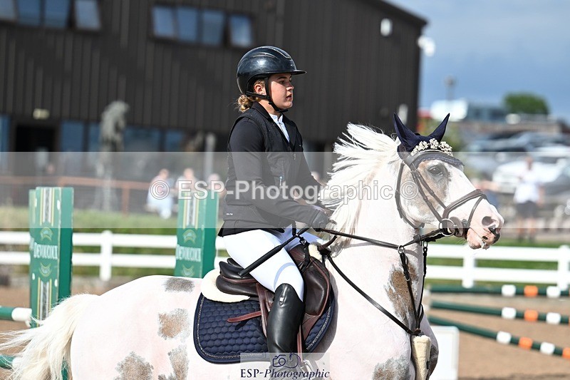 260627-175220-05874 - Cls 27 Foxhunter and 1.10m