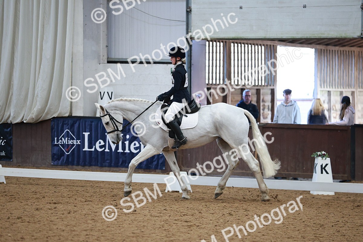 SBM_004359 - Class 2 - Novice 2020