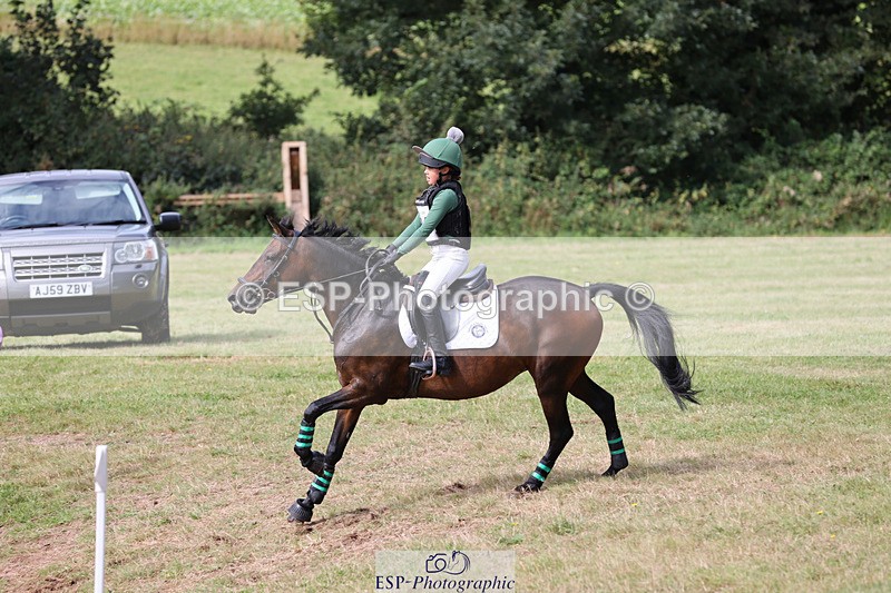 240825X-104747-31653 - 70cm XC 10.00 to 11.00