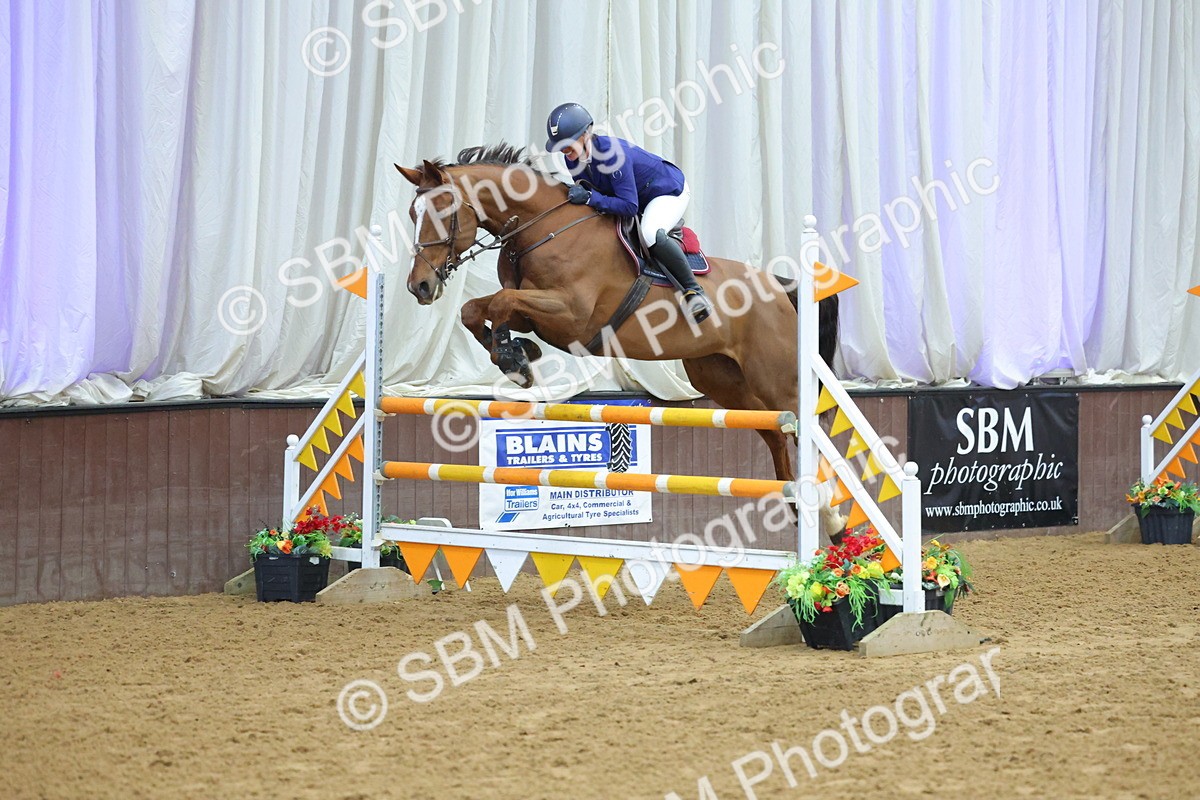 SBM_010735 - Class 23 - Senior Newcomers/ 1.10m Open - First Round (1.10m)