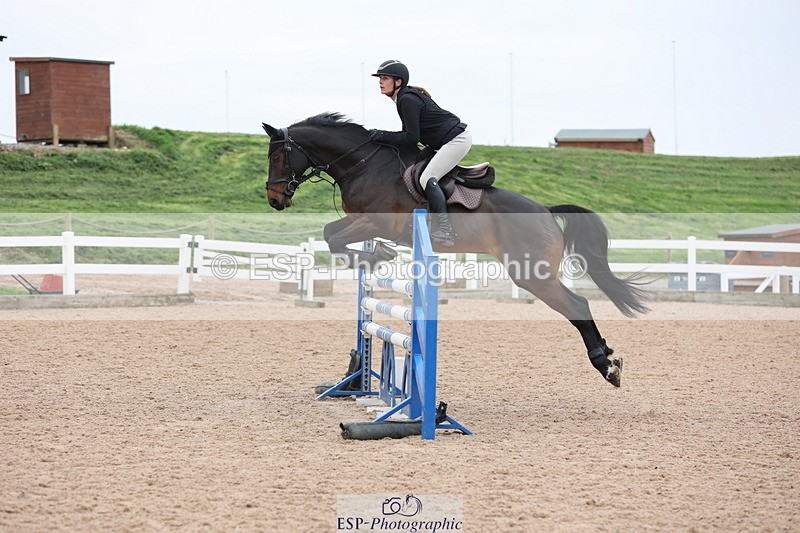 241101A-105716-01246 - FRI Cls 4 Snr 1.05m