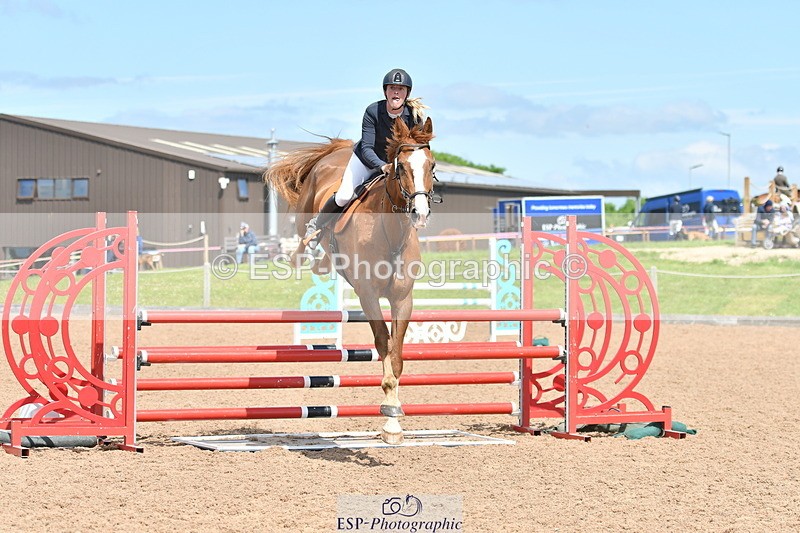 240609A-111849-04506 - Cls 17 Snr 1.05m Open