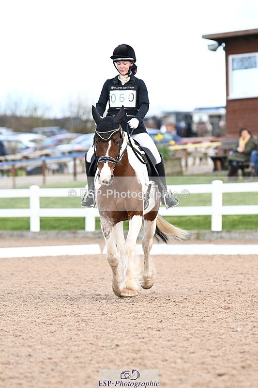 240324A-130904-02809 - Novice 27, 12.30 to 13.50