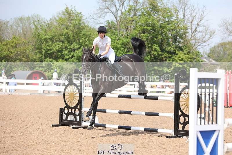 240510A-142627-07641 - Cls 17 1.05m National Am Quali