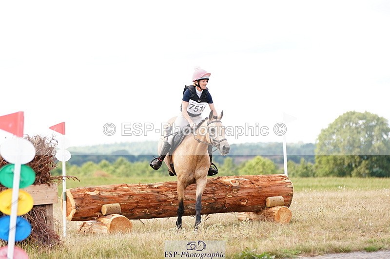 250803A-161516-17098 - Q-751-Fiona.Lewis-BALLYANNY.BUTTONS