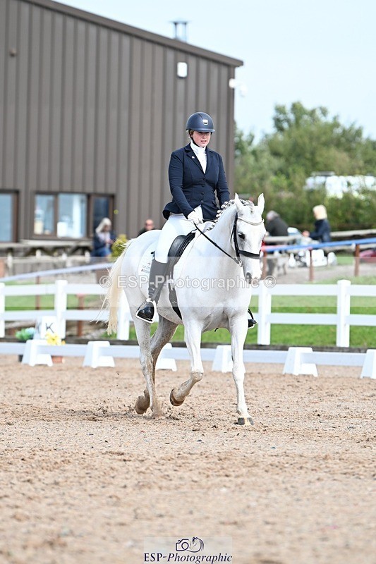 250907-132532-10114 - 065-Jessica.PerrySilver.Secret