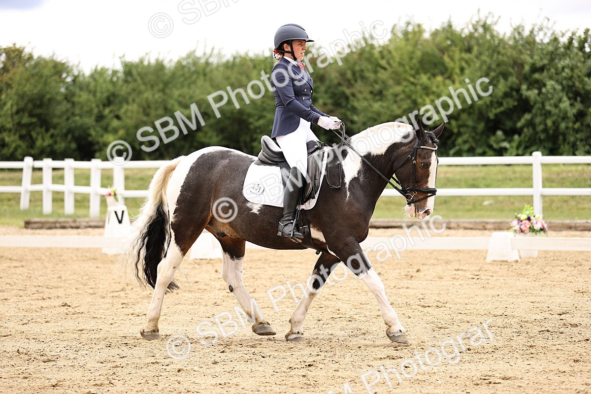 SBM_002110 - Class 2 - Novice 4 - 10.36-11.39