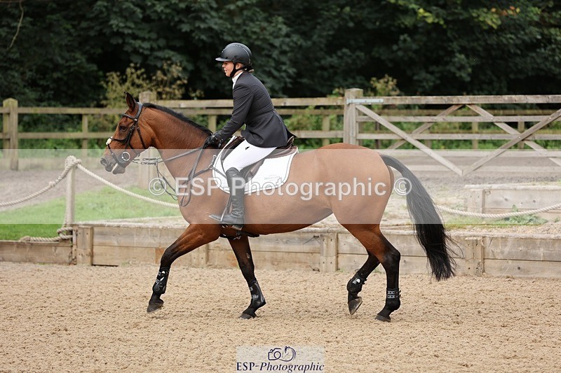240817-084857-00161 - 01. Clear Round - 80cm