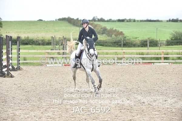 JAC_6592 - CLASS 15 SUN Pony Discovery / 90cm Open