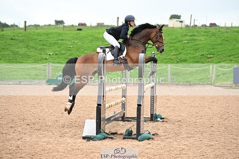 240907A-143726-02402 - Cls 4 Pony Big Team 95cm & 1.05m