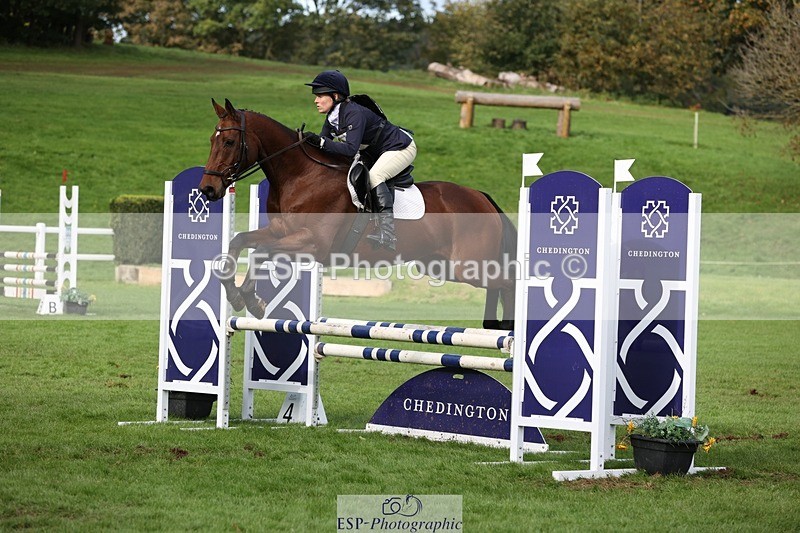 231022-135405-27949 - 433-WILLIAM-Laura.Sharpe-TrotUp+SJ