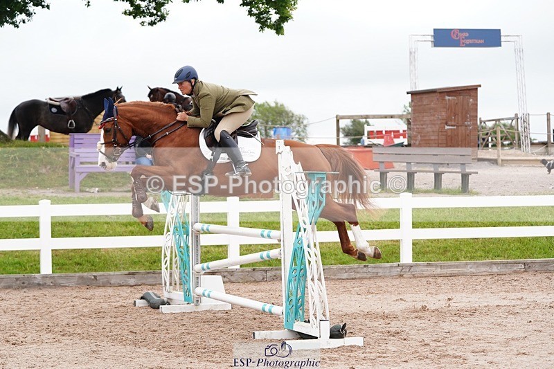 250524-111602-06348 - Cls 21 A&B Snr Disco & 1.00m Open