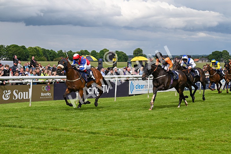 290524-Race 4-Makeen-6187 - Race 4