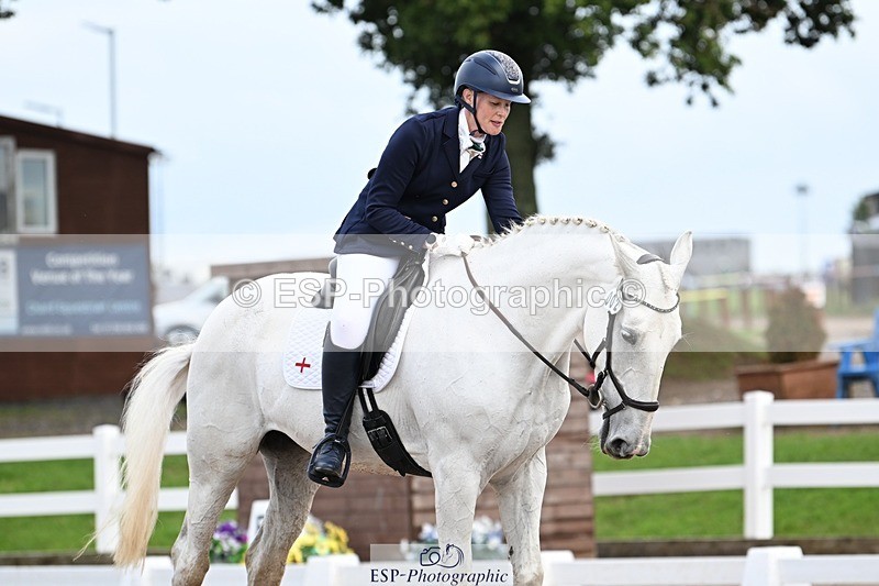 250907-131713-10049 - 071-Emma.ChapmanRoyal.Achiever