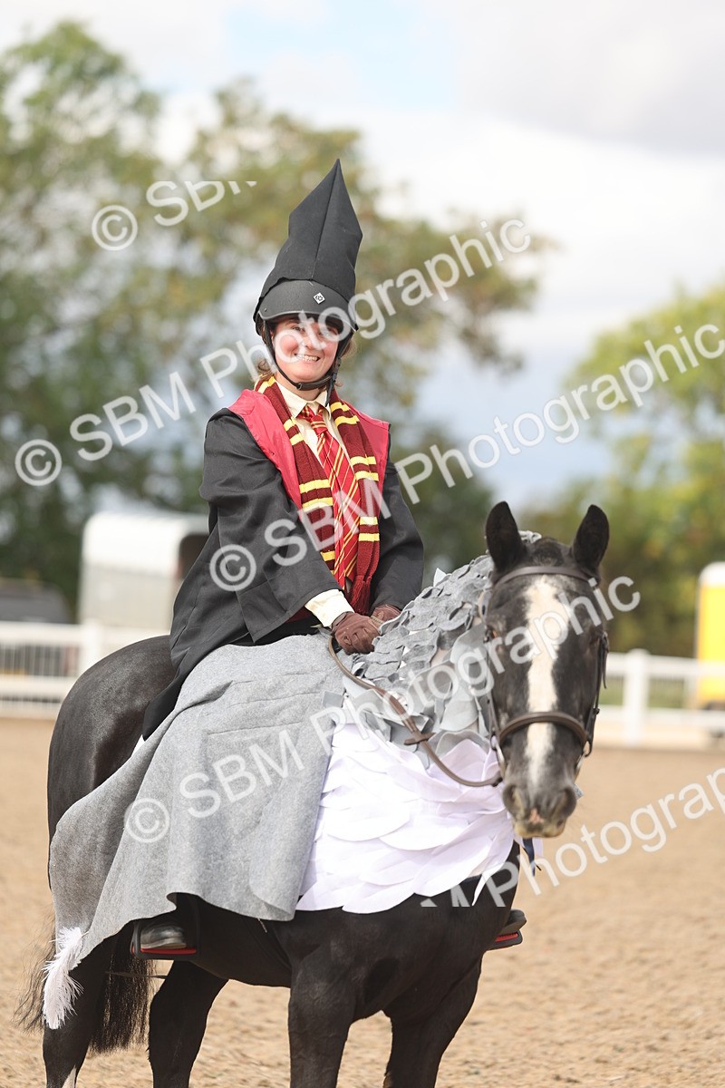 SBM_05066 - Class 21 - Fancy Dress