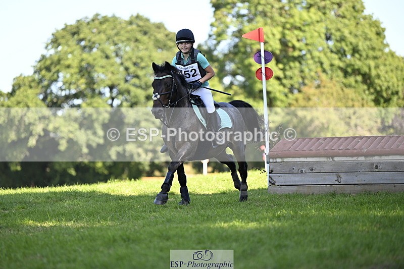 240811A-163941-06617 - 452-