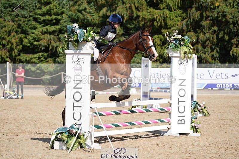 250824A-145735-38504 - 2173-Esmae.Leonard-Red