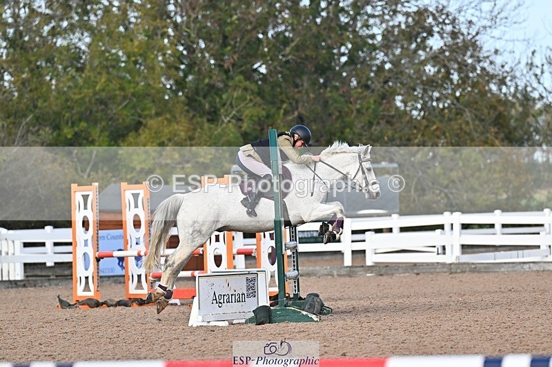 261028-105339-00124 - British Novice and 90cm