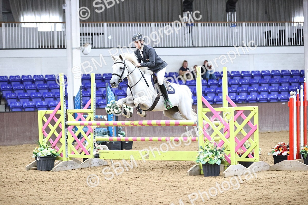 SBM_002945 - Class 13 - Blue Chip Pony Newcomers 1.00m Open