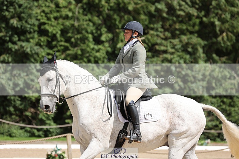 240721-151139-09645 - 192-Alison_Zuend-Il_Danubio