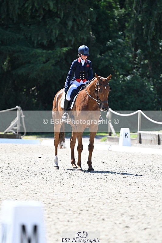 250522A-122550-03732 - C-202-Kitty.King-MBF.REDHOUSE.EVOQUE
