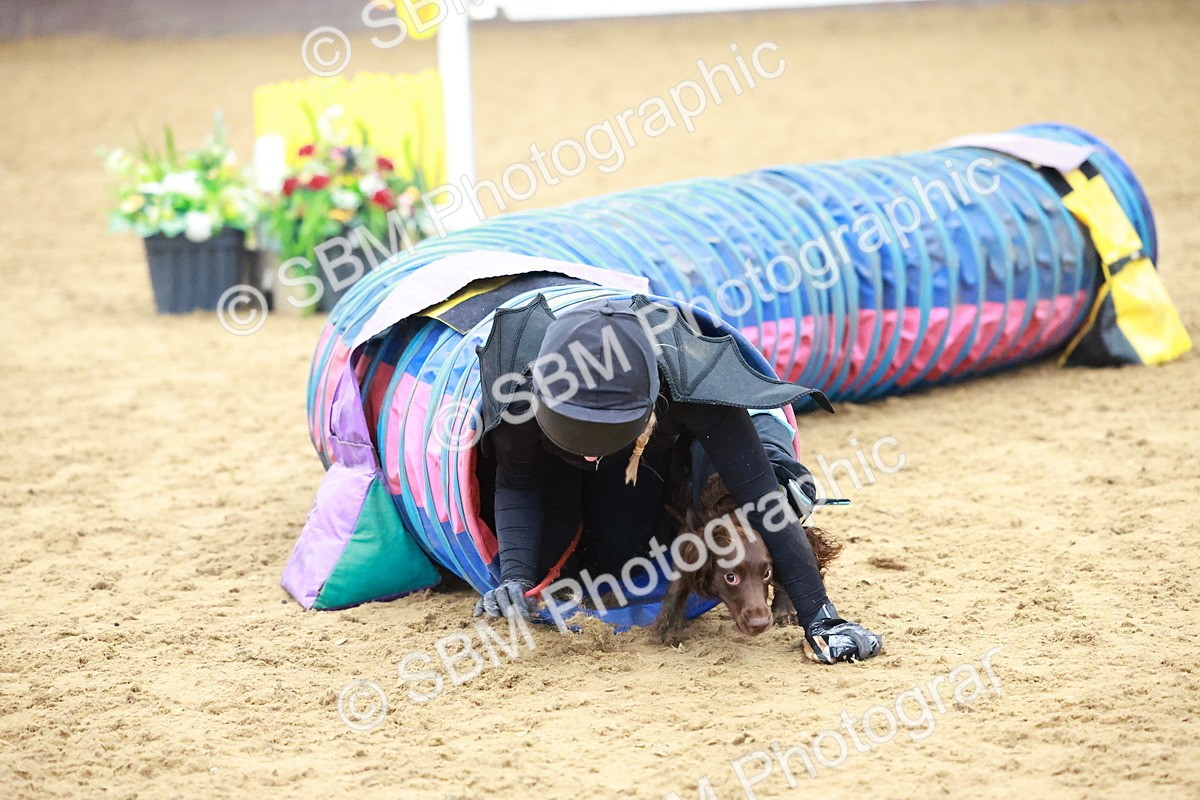 SBM_001733 - Class 3 - Horse & Hound (60cm)